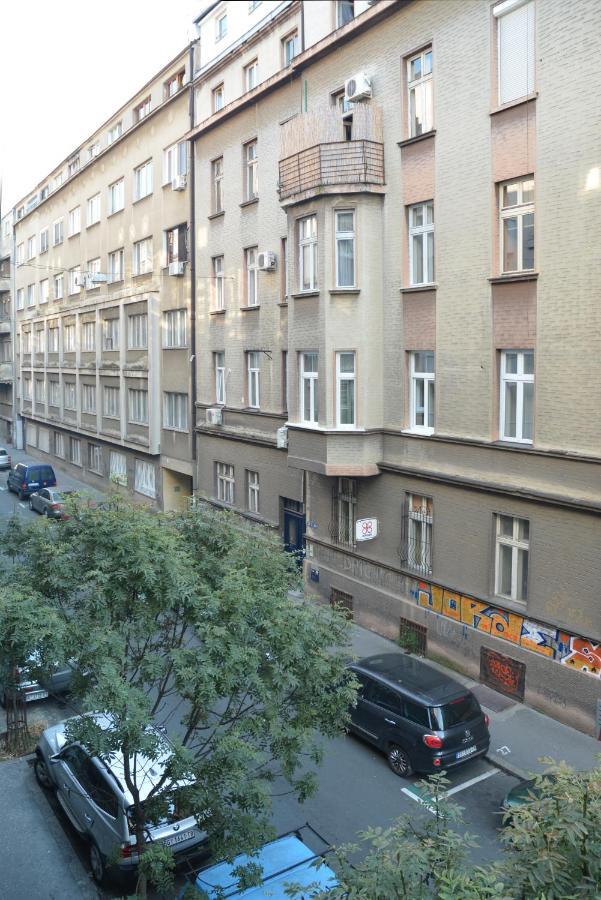 White Night City Center Apartman Belgrád Kültér fotó